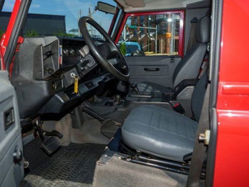 Used 1997 Land Rover Defender 90 AWD/4WD image 11
