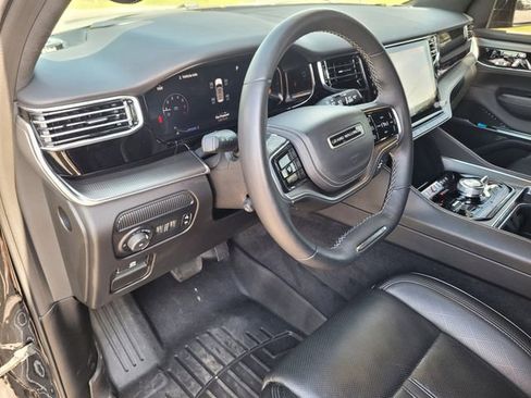 Used 2023 Jeep Grand Wagoneer Series II w/ Quick Order Packagew 28T AWD/4WD image 23