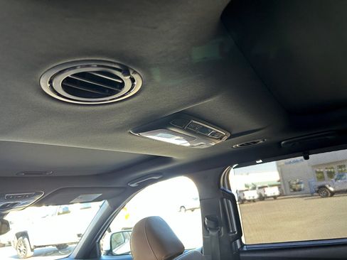 Used 2020 Kia Telluride SX FWD image 24