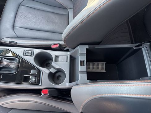 Certified 2025 Subaru Crosstrek 2.5i Limited w/ Crosstrek Mirror Package image 21