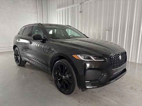 Used 2026 Jaguar F-PACE R-Dynamic S image 4