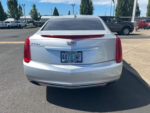 Used 2016 Cadillac XTS Luxury AWD/4WD image 9