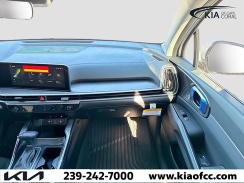 New 2026 Kia Sorento LX image 17