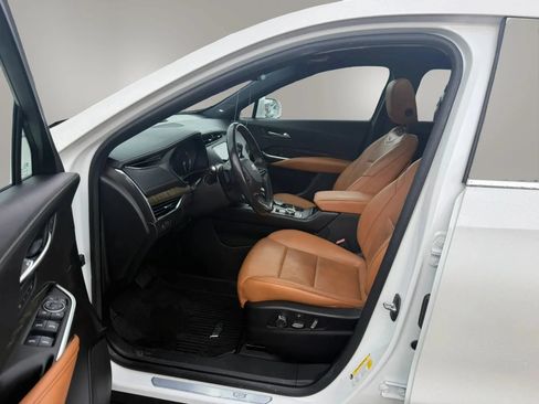 Used 2019 Cadillac XT4 Premium Luxury FWD image 22