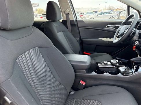 Certified 2023 Kia Sportage LX image 19