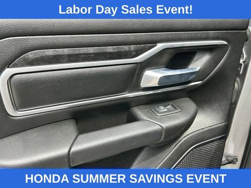 Used 2022 RAM 1500 Big Horn RWD image 11