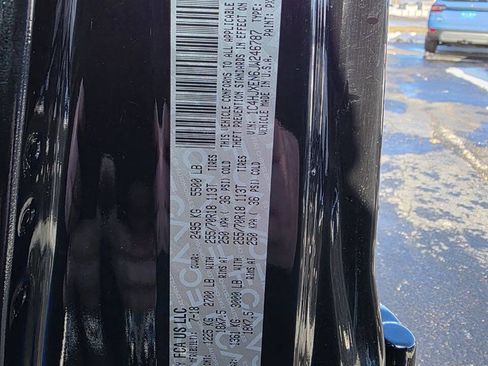 Used 2018 Jeep Wrangler Unlimited Sahara image 33