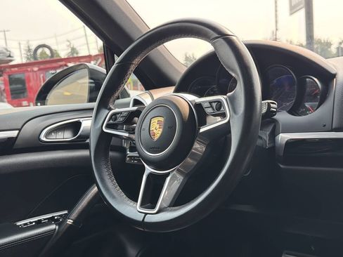 Used 2016 Porsche Cayenne S AWD/4WD image 25
