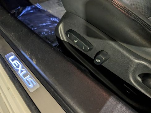 Used 2014 Lexus IS 350C 350 C image 18