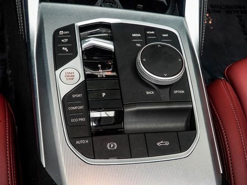 Used 2024 BMW M440i Convertible w/ Premium Package image 22