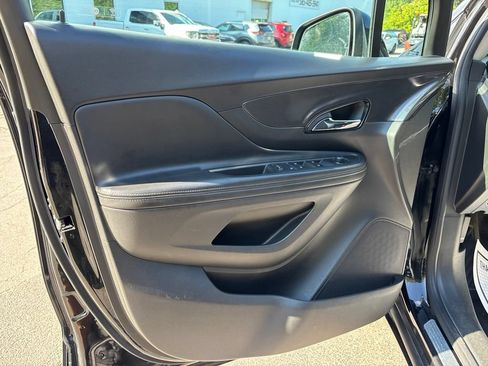 Used 2018 Buick Encore Preferred FWD image 19