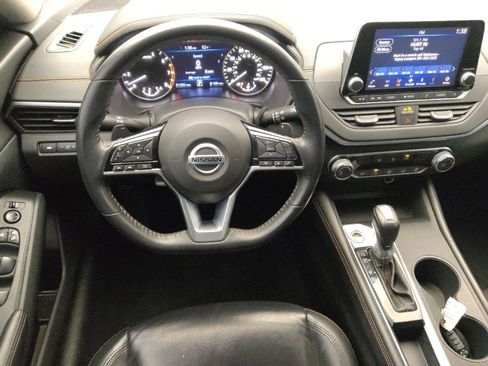 Used 2021 Nissan Altima 2.5 SR image 22