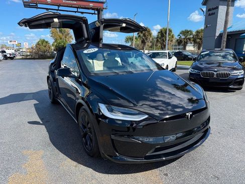 Used 2023 Tesla Model X image 4