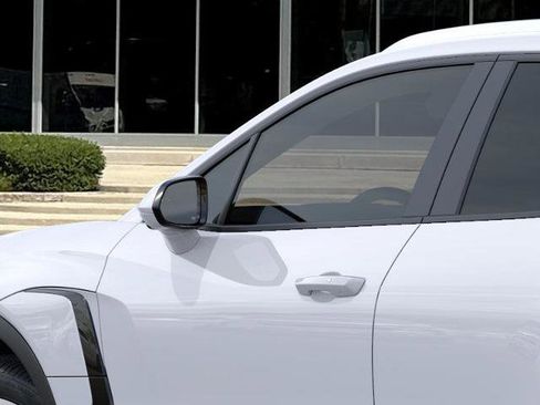 Used 2026 Chevrolet Blazer EV LT image 12