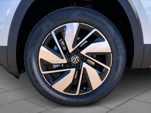 New 2026 Volkswagen Atlas SE AWD/4WD image 12