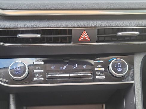 Used 2023 Hyundai Sonata SEL w/ Cargo Package image 22