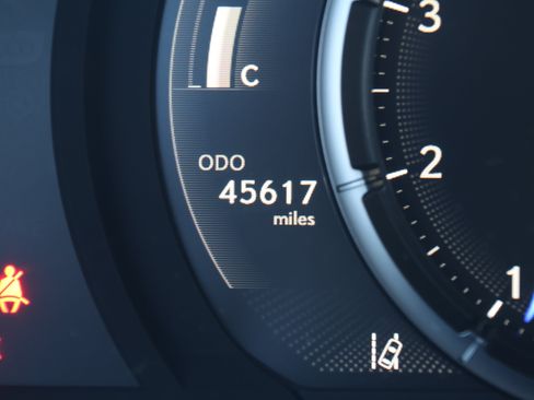 Used 2021 Lexus IS 350 F Sport RWD image 20