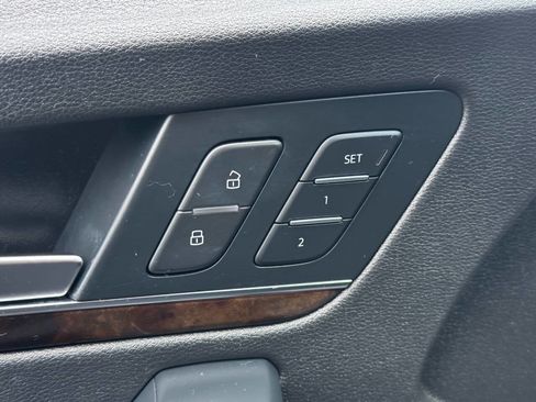 Used 2019 Audi Q5 2.0T Premium Plus w/ Premium Plus Package image 16