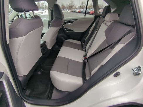 Used 2025 Toyota RAV4 XLE image 14