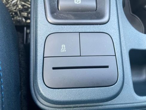 New 2026 Ford Maverick XLT image 15