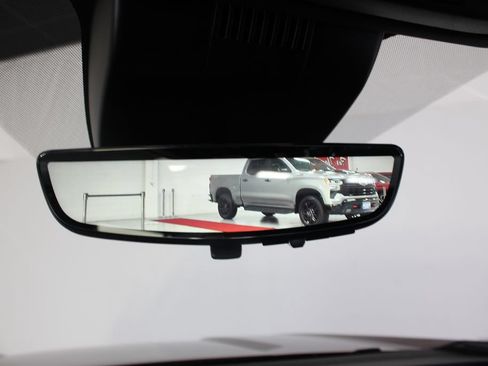 New 2026 GMC Yukon XL Denali w/ Denali Reserve Package AWD/4WD image 3