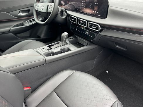 New 2026 Nissan Sentra SR image 15