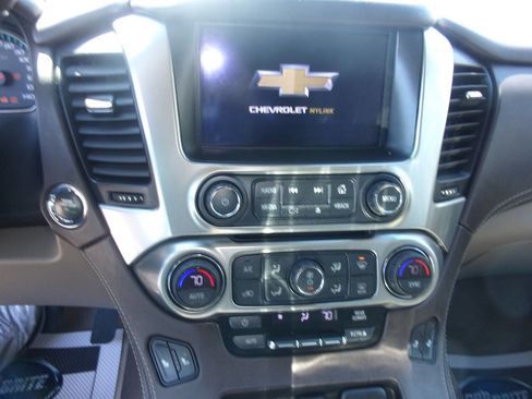 Used 2018 Chevrolet Tahoe LT w/ Luxury Package image 17