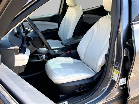 Used 2023 Ford Mustang Mach-E Premium RWD image 7