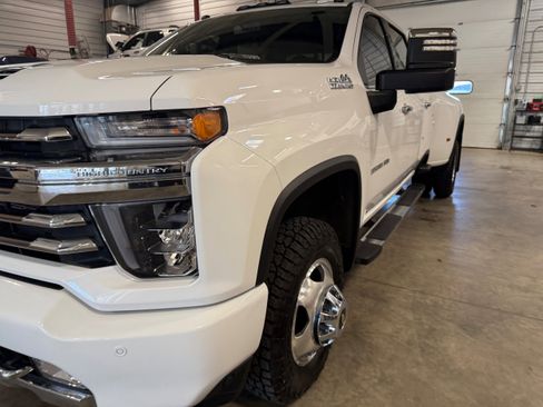 Used 2020 Chevrolet Silverado 3500 High Country w/ Gooseneck/5TH Wheel Package AWD/4WD image 39