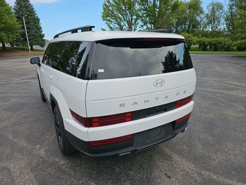 Used 2026 Hyundai Santa Fe SEL AWD/4WD image 3