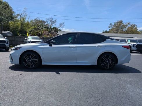 Used 2025 Toyota Camry XSE image 7