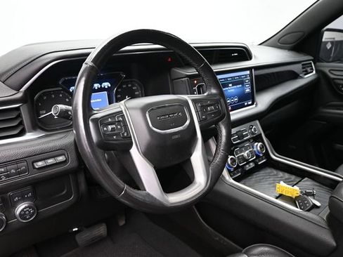 Used 2021 GMC Yukon Denali AWD/4WD image 3