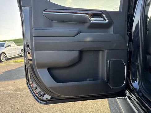 New 2026 GMC Sierra 1500 Elevation image 24