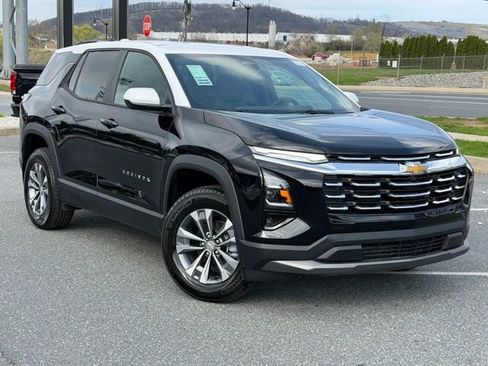 New 2026 Chevrolet Equinox LT w/ Convenience Package II AWD/4WD image 1
