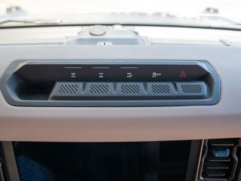 Used 2022 Ford Bronco Wildtrak AWD/4WD image 14