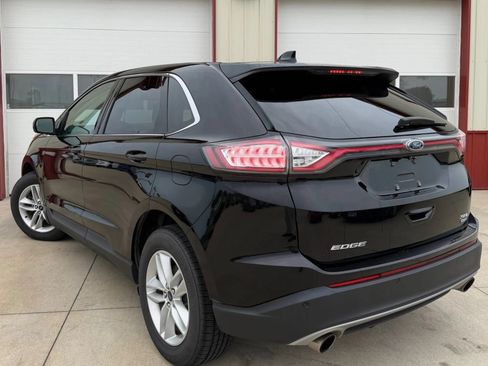 Used 2018 Ford Edge SEL w/ Equipment Group 201A AWD/4WD image 28
