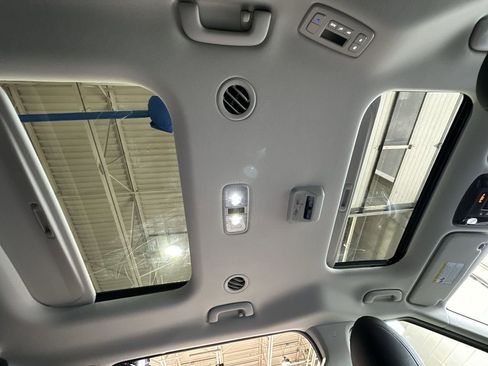 New 2026 Kia Carnival SX Prestige image 16