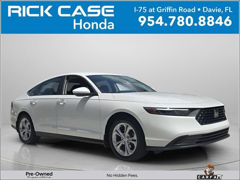 Used 2025 Honda Accord LX image 1
