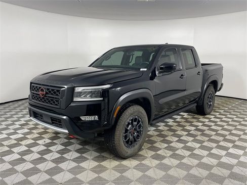 Used 2022 Nissan Frontier PRO-4X w/ Pro-4X Premium Package image 1