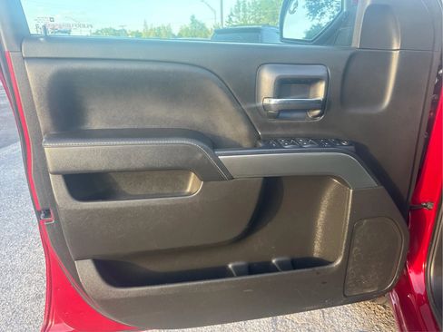Used 2018 Chevrolet Silverado 1500 LT w/ Texas Edition image 20