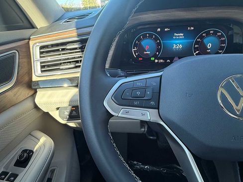 New 2026 Volkswagen Atlas SE AWD/4WD image 11