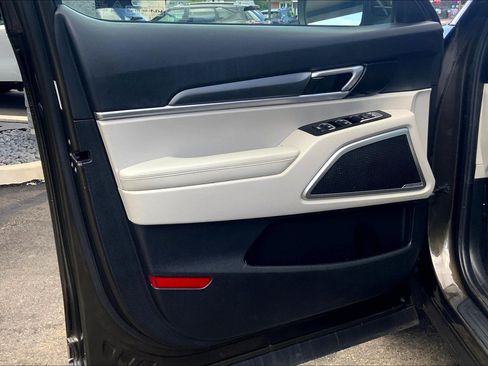 Used 2022 Kia Telluride S image 25