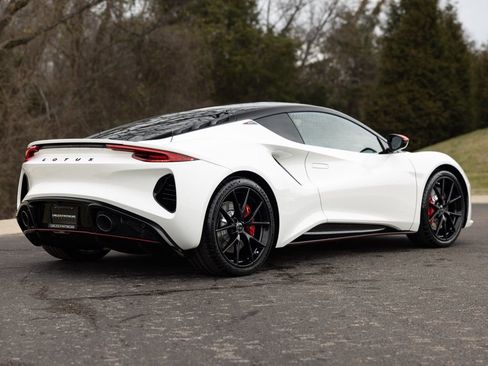 New 2026 Lotus Emira SE image 9