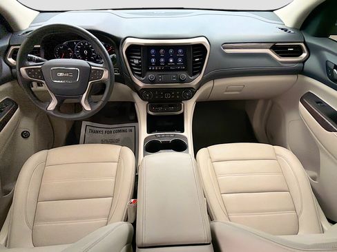 Used 2021 GMC Acadia Denali w/ Denali Technology Package FWD image 15