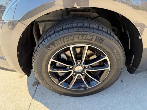 Used 2017 Dodge Journey SE w/ Flexible Seating Group image 72