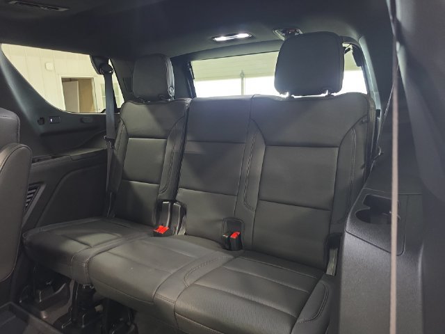 Used 2024 Chevrolet Tahoe High Country w/ Advanced Technology Package AWD/4WD image 28