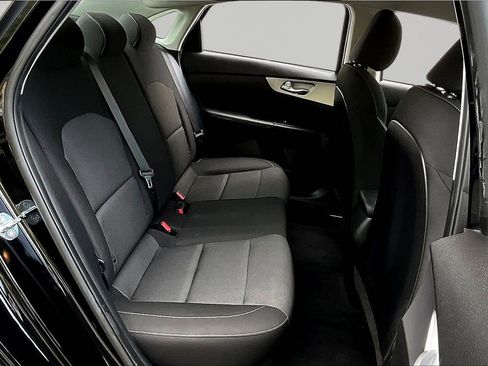 Certified 2023 Kia Forte LXS w/ LXS Technology Package image 26