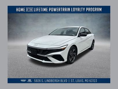 Certified 2025 Hyundai Elantra SEL