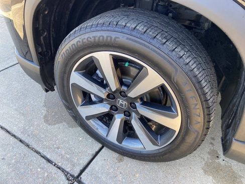 Used 2025 Honda Pilot Elite image 20