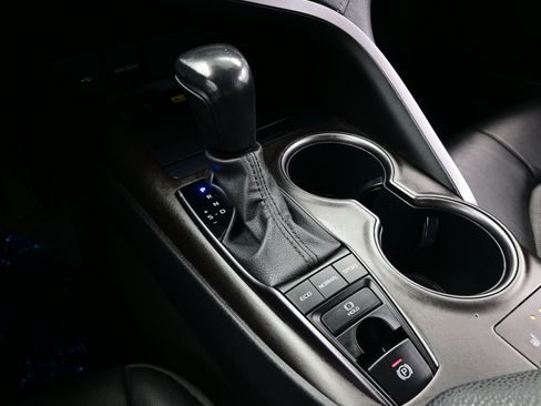Used 2023 Toyota Camry XSE FWD image 21